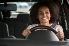 Seguro para conductores jóvenes: 10 consejos para pagar menos